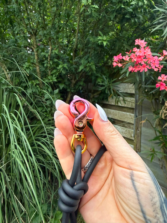 Pre-made black training leash pink clip 1,50 m - 4,9 feet