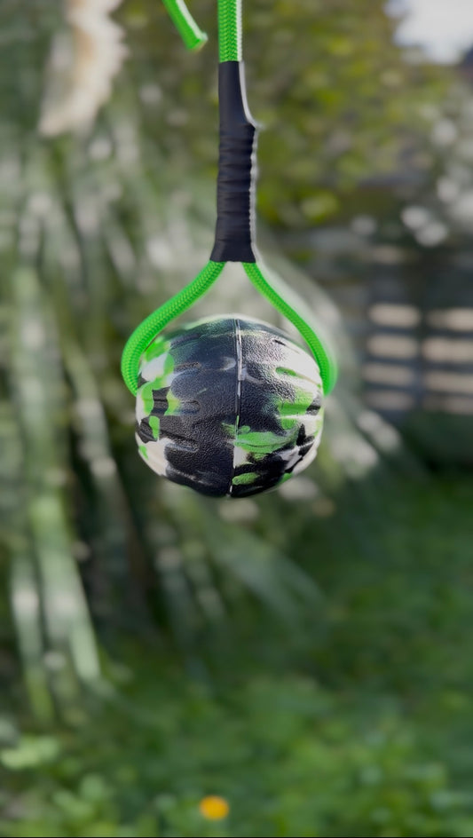 Pre-made ball tug 7 cm glow in the dark neon green,white and black